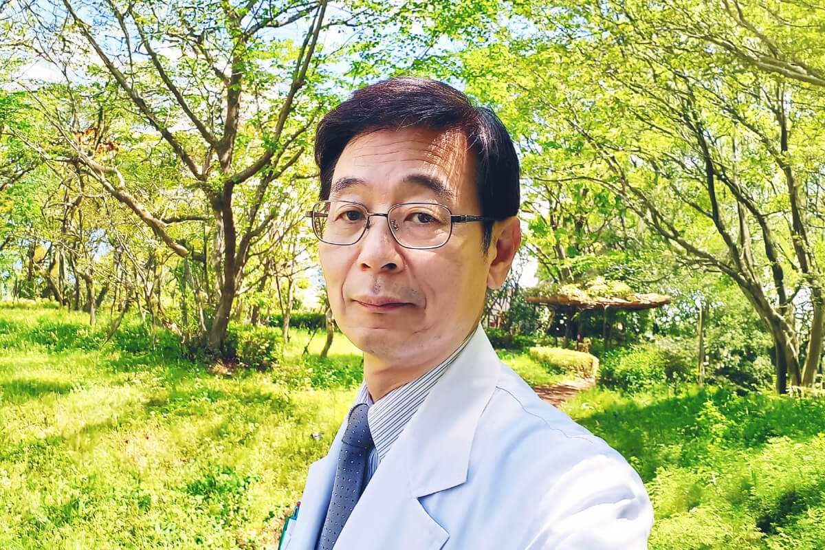 開院100周年記念事業実行委員会委員長　八田善弘